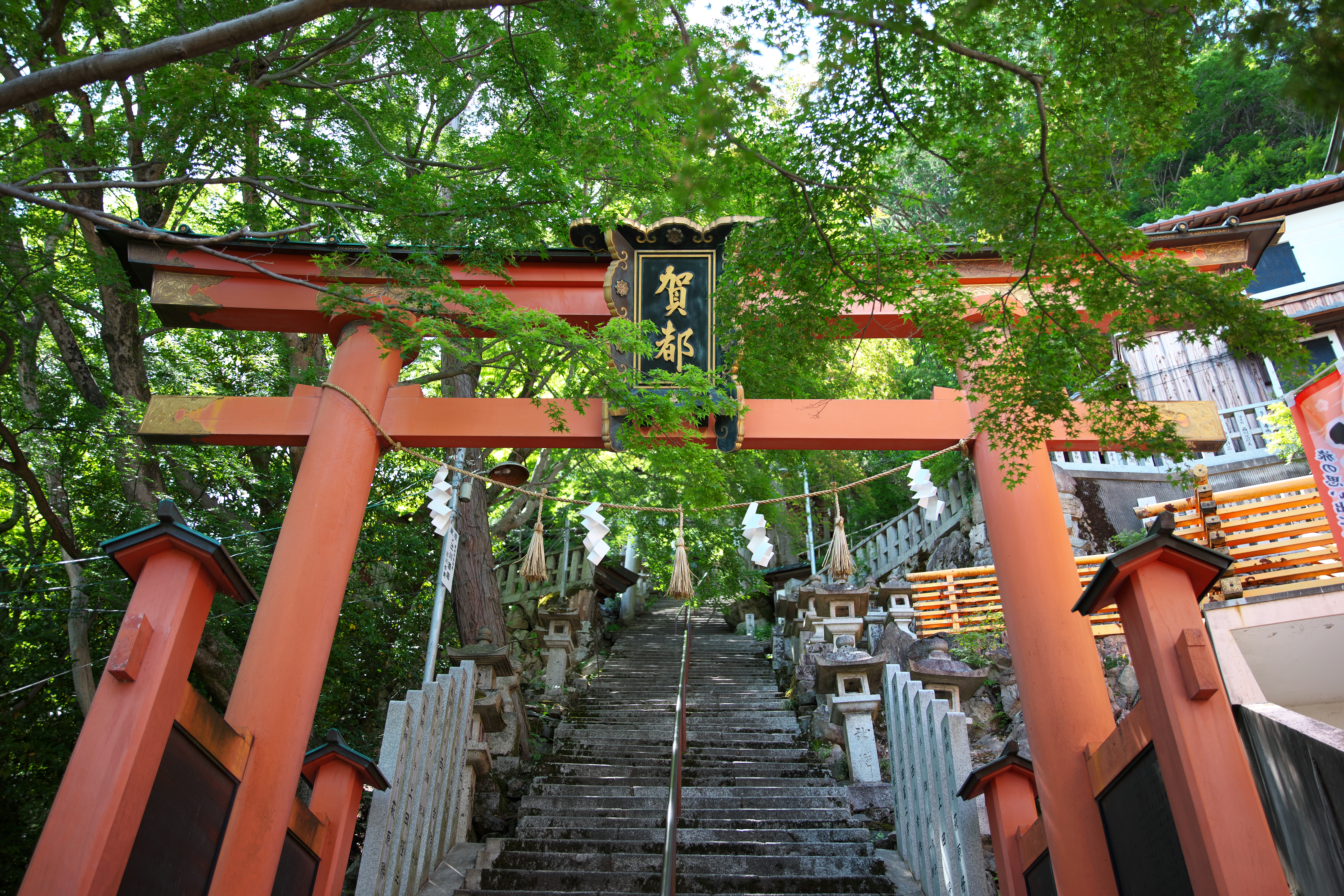 太郎坊宮の石段